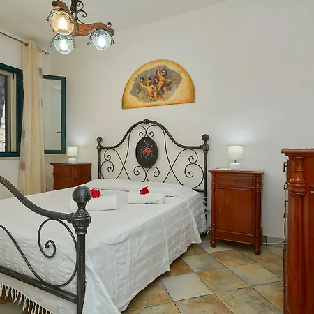 Holiday home Holiday House Partanna